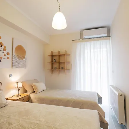 Cozy 2 Bedroom Gaia By Philoxenia Apartment